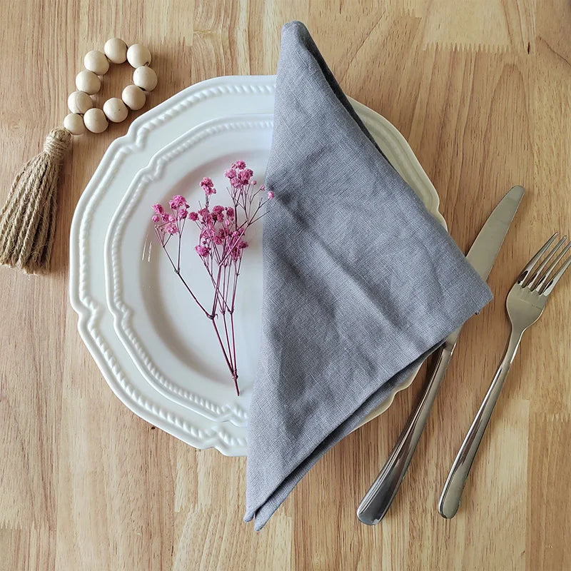 Set of 4 Cloth Napkins 100% Pure Linen 16x16Inch Hemmed Dinner Napkins Easy Care Machine Washable for Christmas Wedding Party