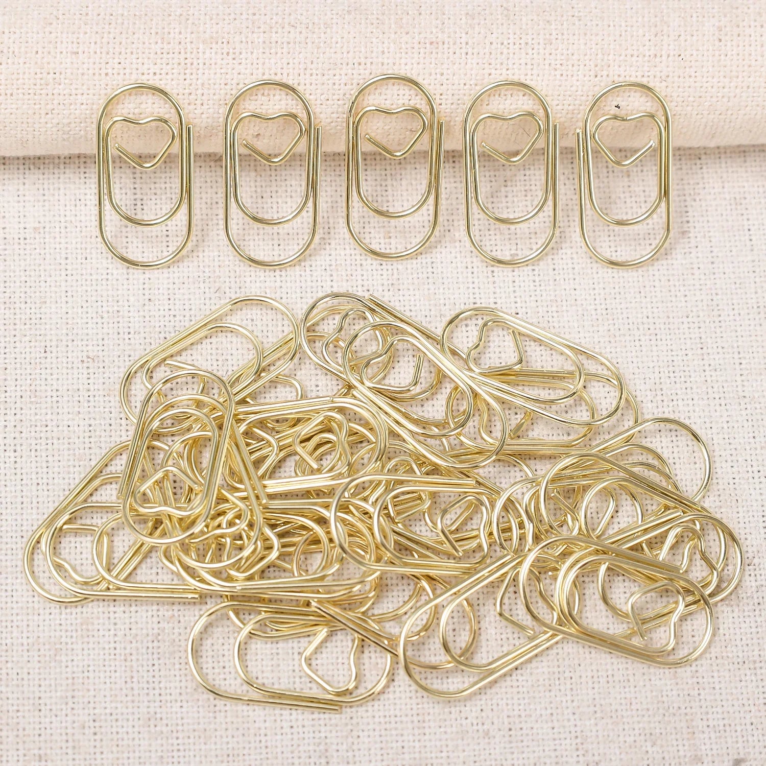 50/100Pcs 20mm Mini Metal Paper Clip Gold Heart Shape Clip Bookmark Binder Invoice PaperClips Office Supplies Student stationery