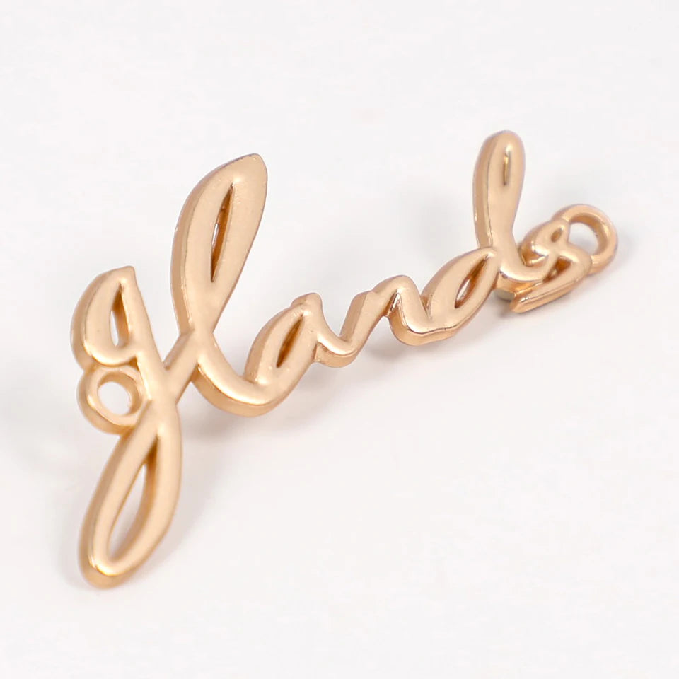 Custom Logo 3D Metal Letters Zinc Alloy Name Tag for Handbag Clothing Metal Labels Sew-On
