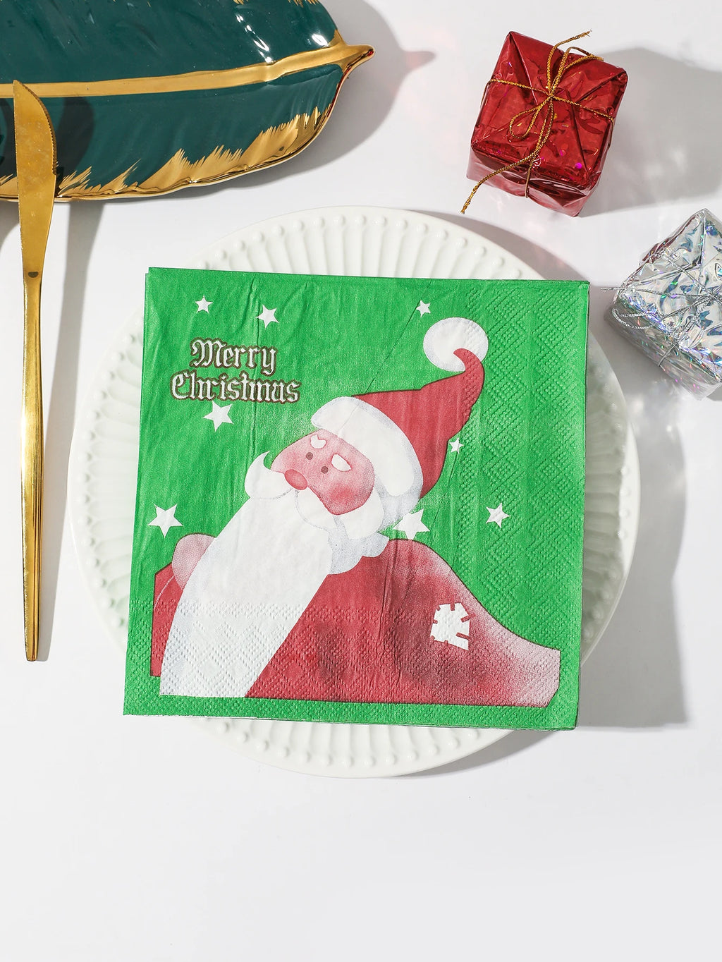 Christmas Party Napkins Disposable Dinner Serviettes Santa Claus Christmas Tree Gifts Flower Element Style Art Decoupage Napkins