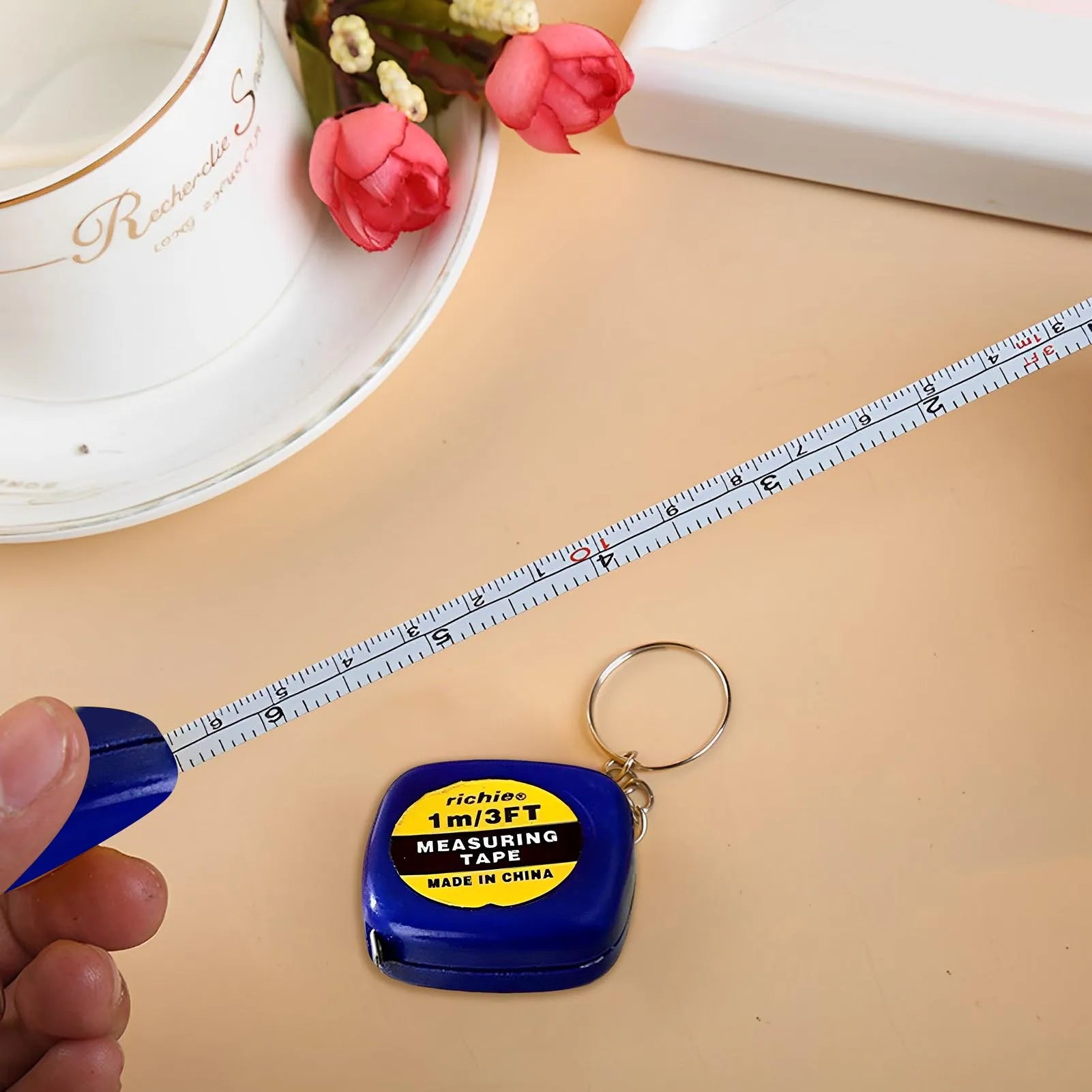 Mini Keychain Tape Measure Easy Reading Automatic Retractable Steel Tape Ruler for Woodworking Construction Sites