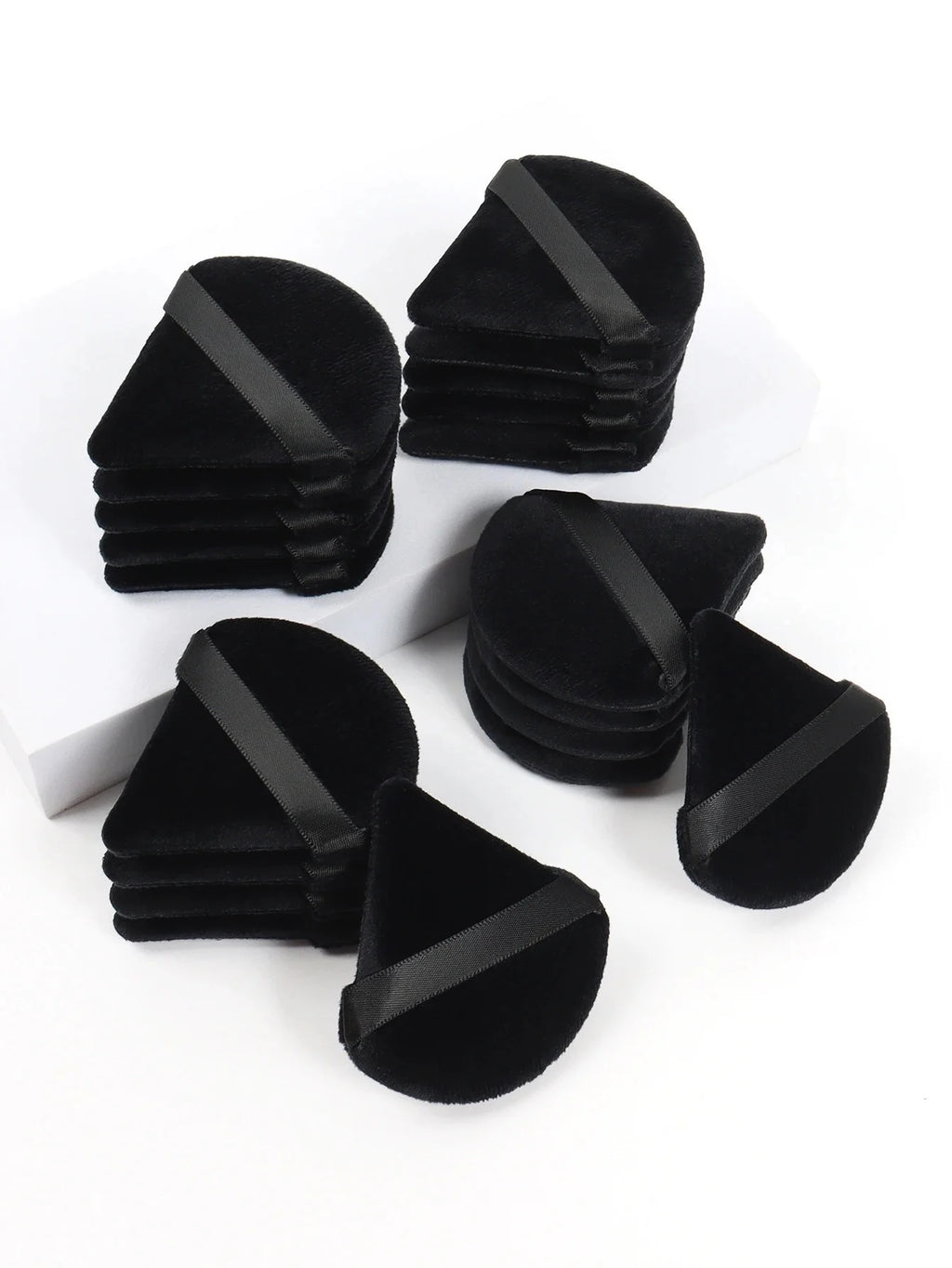 Reusable Black Triangle Velvet Powder Puff Soft Facial Blending Sponge, Multipurpose Foundation Cosmetic Sponge for Daily Makeup