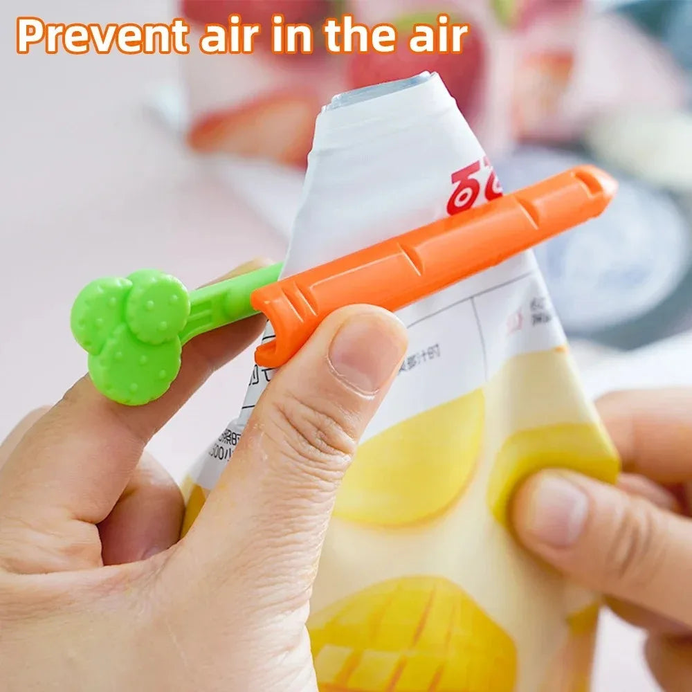Creative Carrot Sealing Clip for Kitchen Food Freshness Snack Storage Moisture Resistant Storage Clip