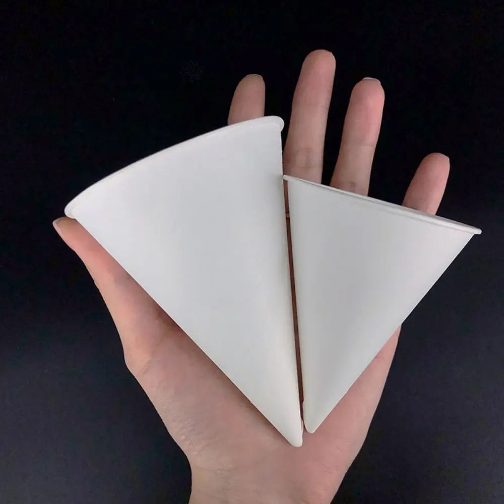 250Pcs Leakproof White Paper Cone Cups Coated Oil-proof Disposable Paper Cups Non-stick 3.7 OZ Cone Party Tableware Wedding