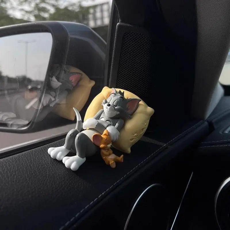Cute Tom Car Dashboard Decor Set Cartoon Figure Jerry Vehicle Interior Desktop Ornament Collection Car Accessories Windshield