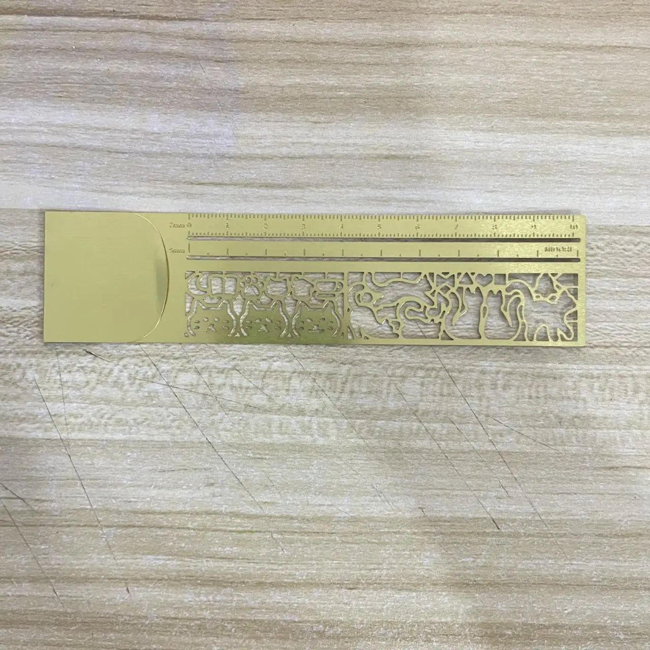 1pc Kawaii Cat Ruler Hollow Metal Bookmark Ruler Multifunctional Ruler for Painting Drawing Diary Hand Account Tool Cute Gift