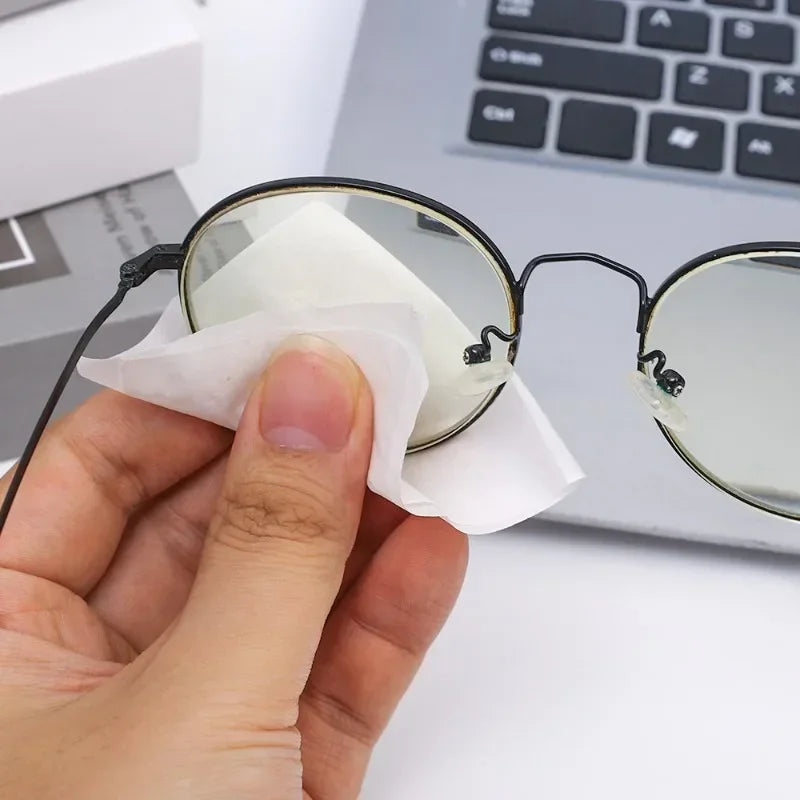 10-100Pcs Glasses Cleaning Wet Paper Disposable Anti Fog Misting Dust Remover Lens Wipes Sunglasses Phone Screen Cleaner