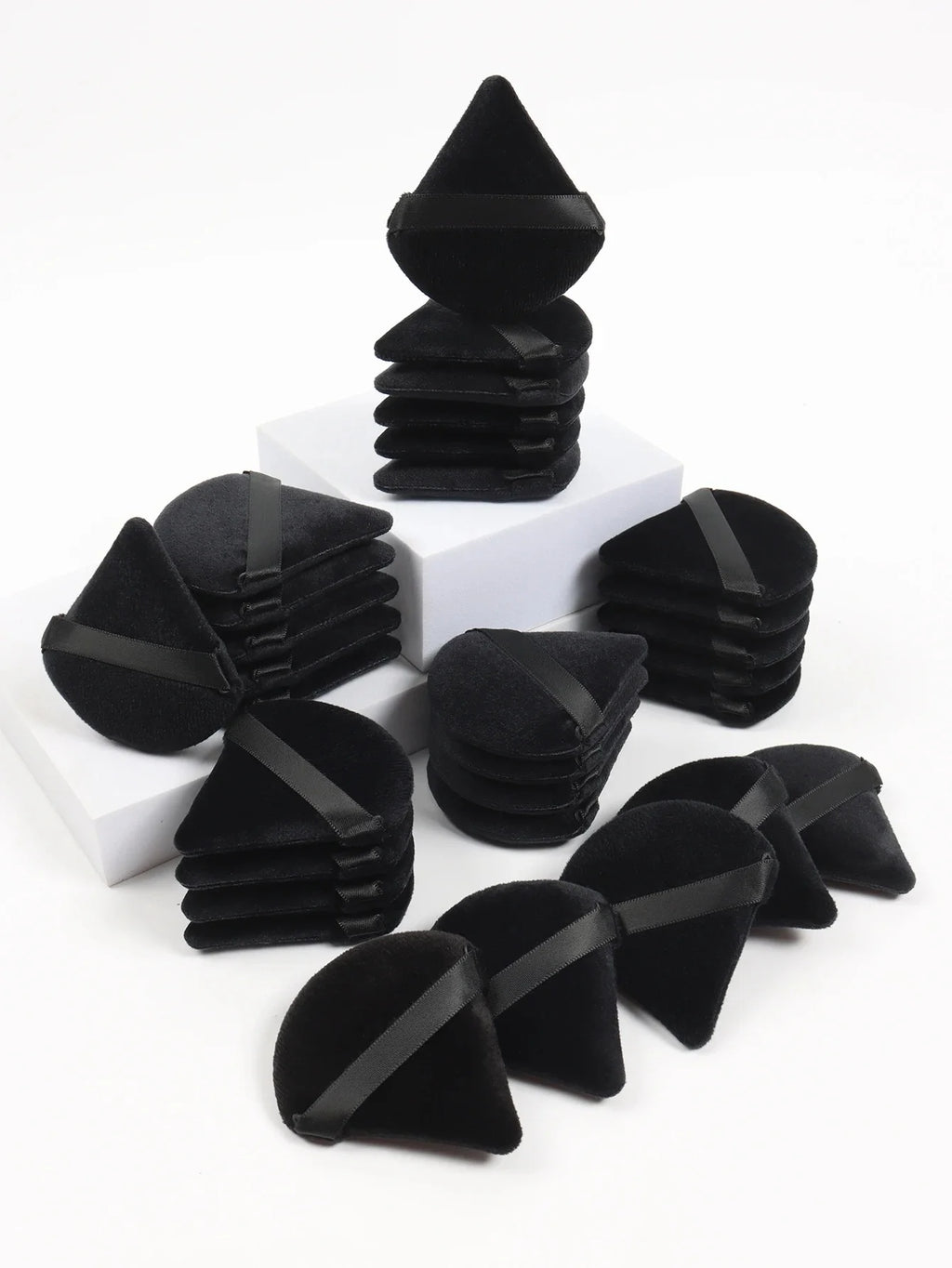 Reusable Black Triangle Velvet Powder Puff Soft Facial Blending Sponge, Multipurpose Foundation Cosmetic Sponge for Daily Makeup