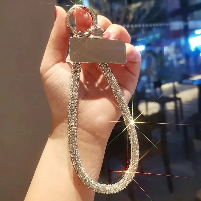 Luxury Full Diamond Phone Lanyard with Metal Clip Universal Short Chain Handheld Wrist Flash Accessory for Mobile Phones