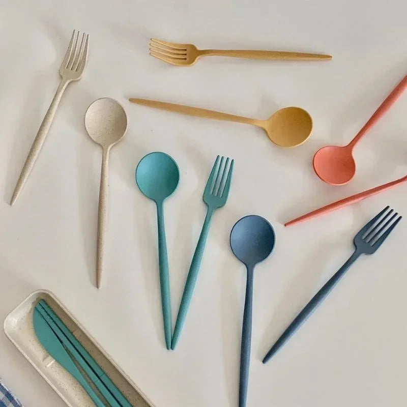 4 Pcs/Set Cutlery Wheat Straw Spoon Fork Chopsticks Box Tableware Portable Dinnerware Accessories Household Fashion Tableware