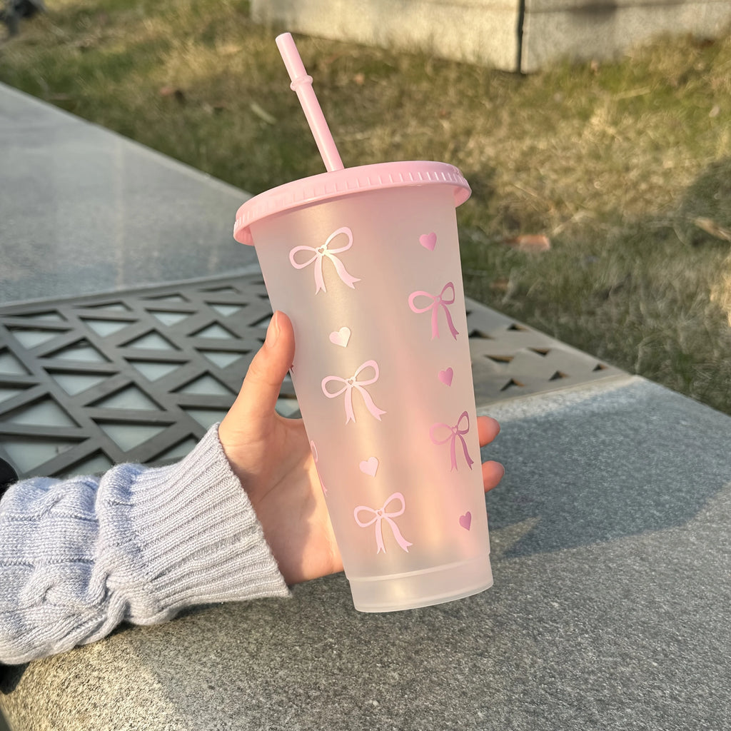 2/20pcs 24oz Reusable Party Cups with Straw & Lid Cute Bow Plastic Tumblers for Cold Drinks Home Office Outdoor Use Summer Gift