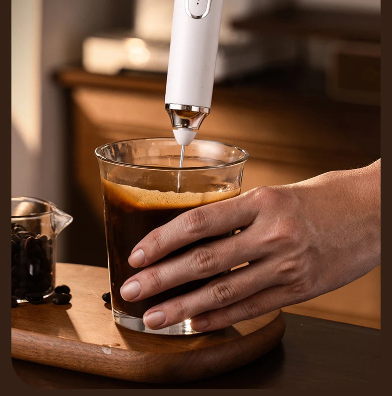 Electric egg beater, milk frother, coffee frother, handheld cordless whipper for egg whites, cream, and cakes, smart mixer.