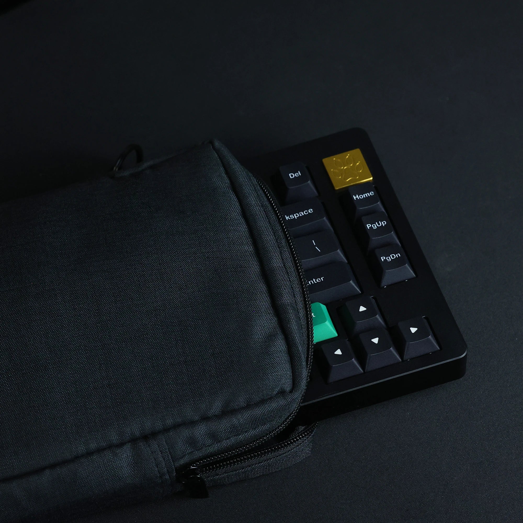 Chosfox Protable Keyboard Storage Bag Large Capacity Mechanical Keyboard Bag 87/75/67 Thickened Fabric Waterproof Protect Bag