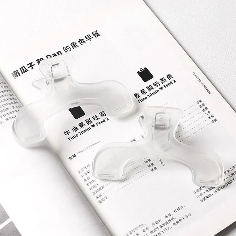Transparent Plastic Book Clip Simple Reading Aid Fixed Book Holder Bookmarks Creative Design Practical Note Holder for Bookstore