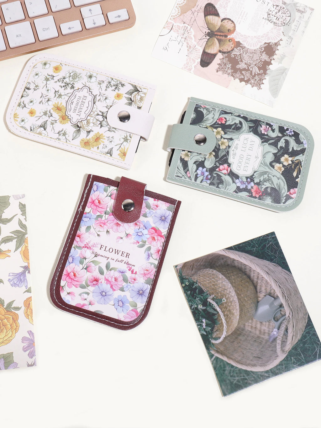 1PC Oil Painting Floral Pattern Card Holder,Pull-Out Multi-Card Slots,Suitable for ID Cards,Bank Cards, Business CardsStorage