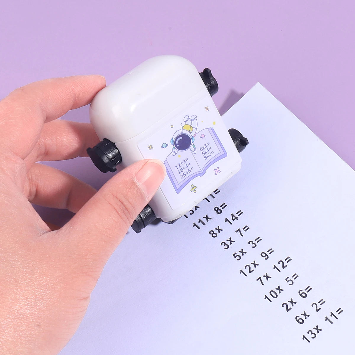 1 Two-in-one Double Roller Random Multiplication Stamp, Student Practice Math Calculation Question Builder Roller Stamp