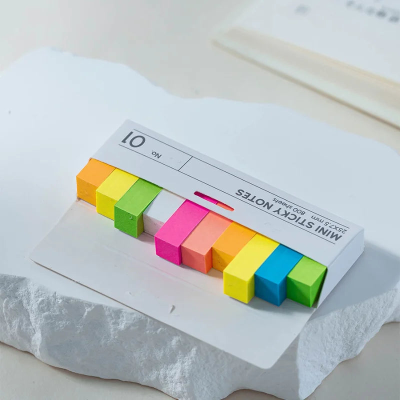 800 sheets of boxed sticky notes, 10 different colored index tabs, self-adhesive page markers, suitable for office and study pur