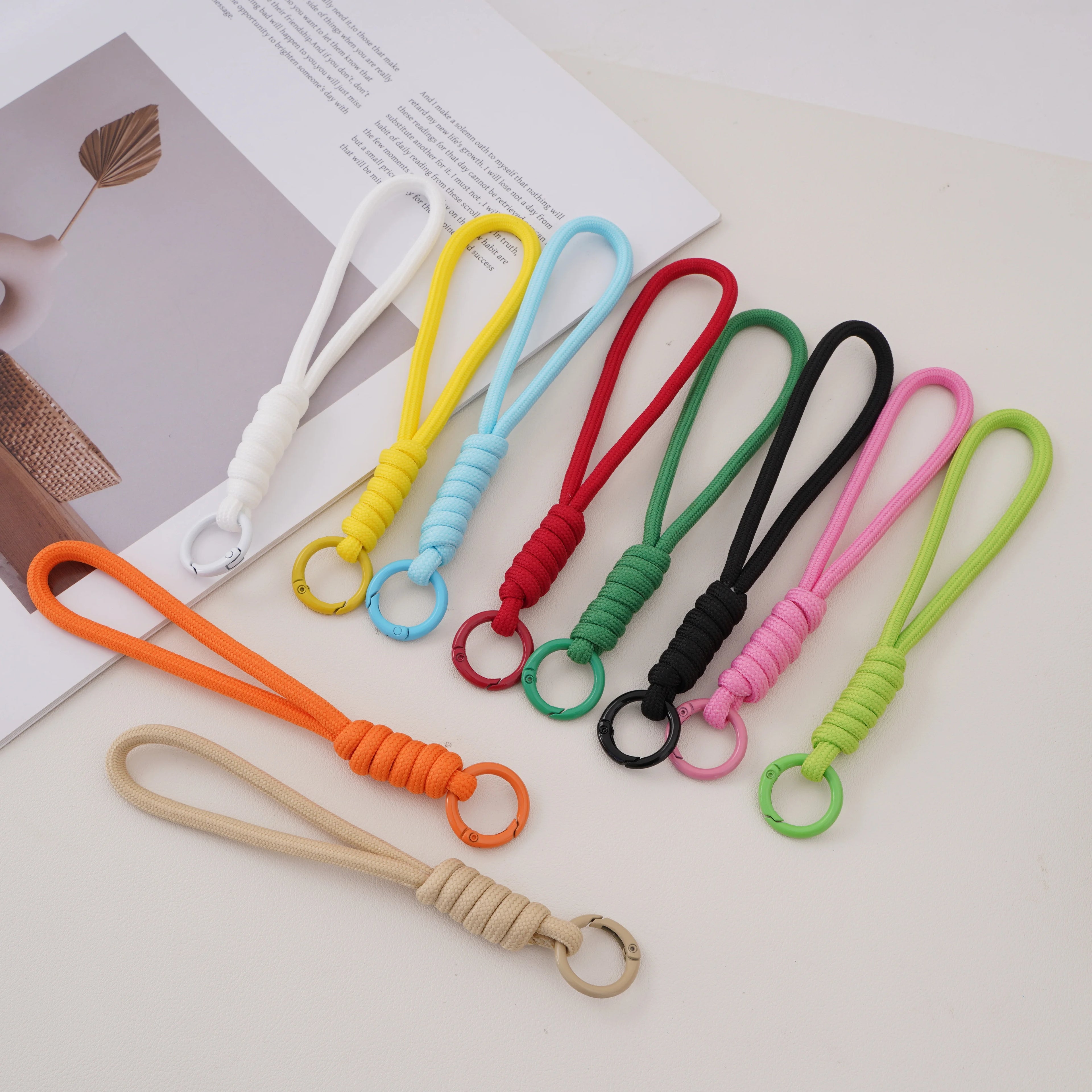 1PC Creative Braided Lanyard Keychain for Phone Case Anti Lost Knot Rope Strap Car Key Chains DIY Accessories Fashion Keyring