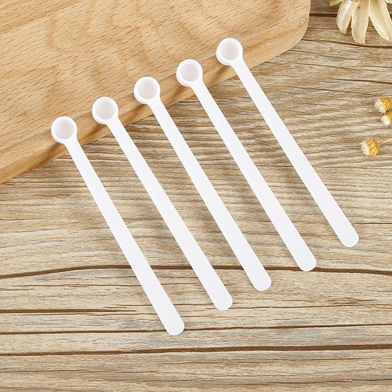 50Pcs 0.25ml Teaspoon Plastic Micro Tiny Little Measuring Spoons for Cosmetics Powders Glitter Seasoning Measurement Tools