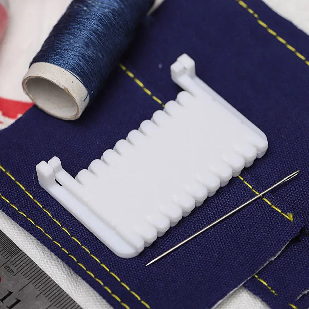 1/2 PCS Clip On Sewing Edge Guide, Easy Fabric Hemming Tool, Stitching Ruler for Beginner, Lightweight for Home Dressmaking