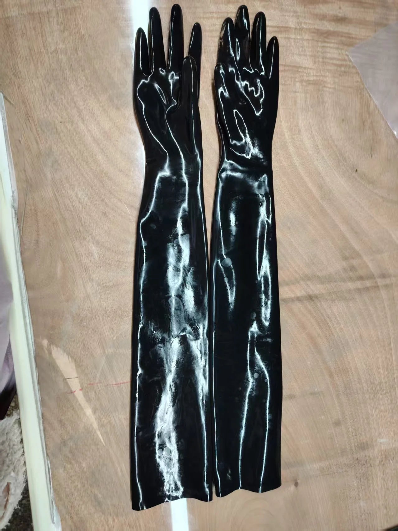 Black latex long gloves, suitable for both men and women