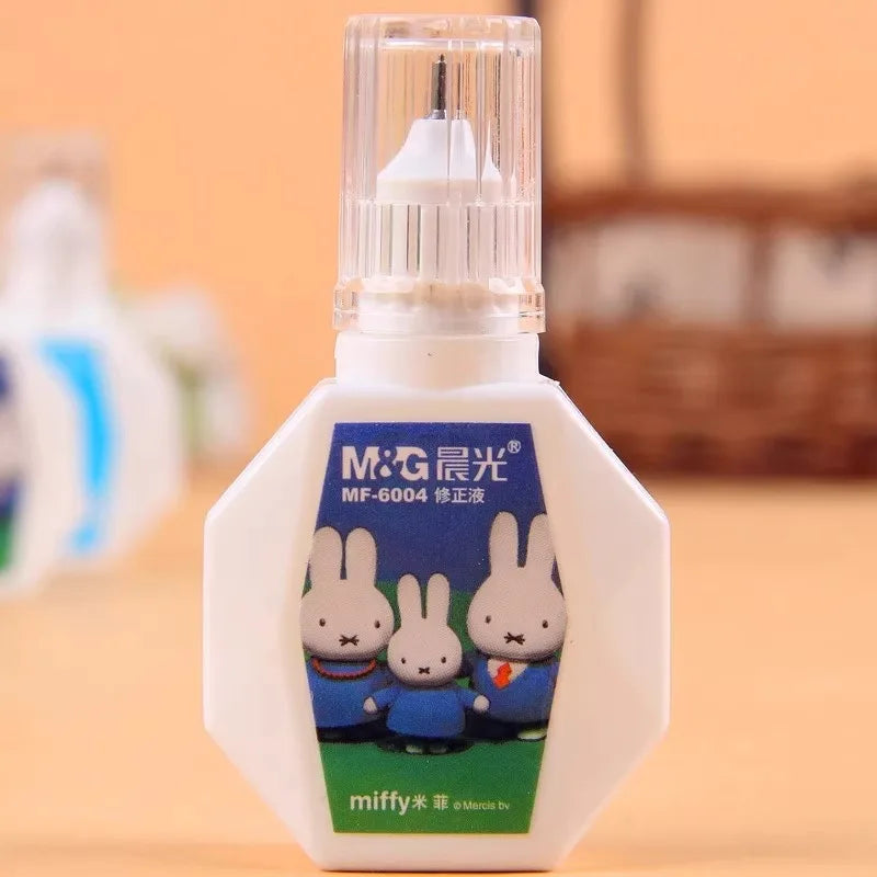 M&G Correction Fluid for Student and Office Use, 18ml / Bottle, Corrects Errors, 2 Ways to Use, Brush and Tip