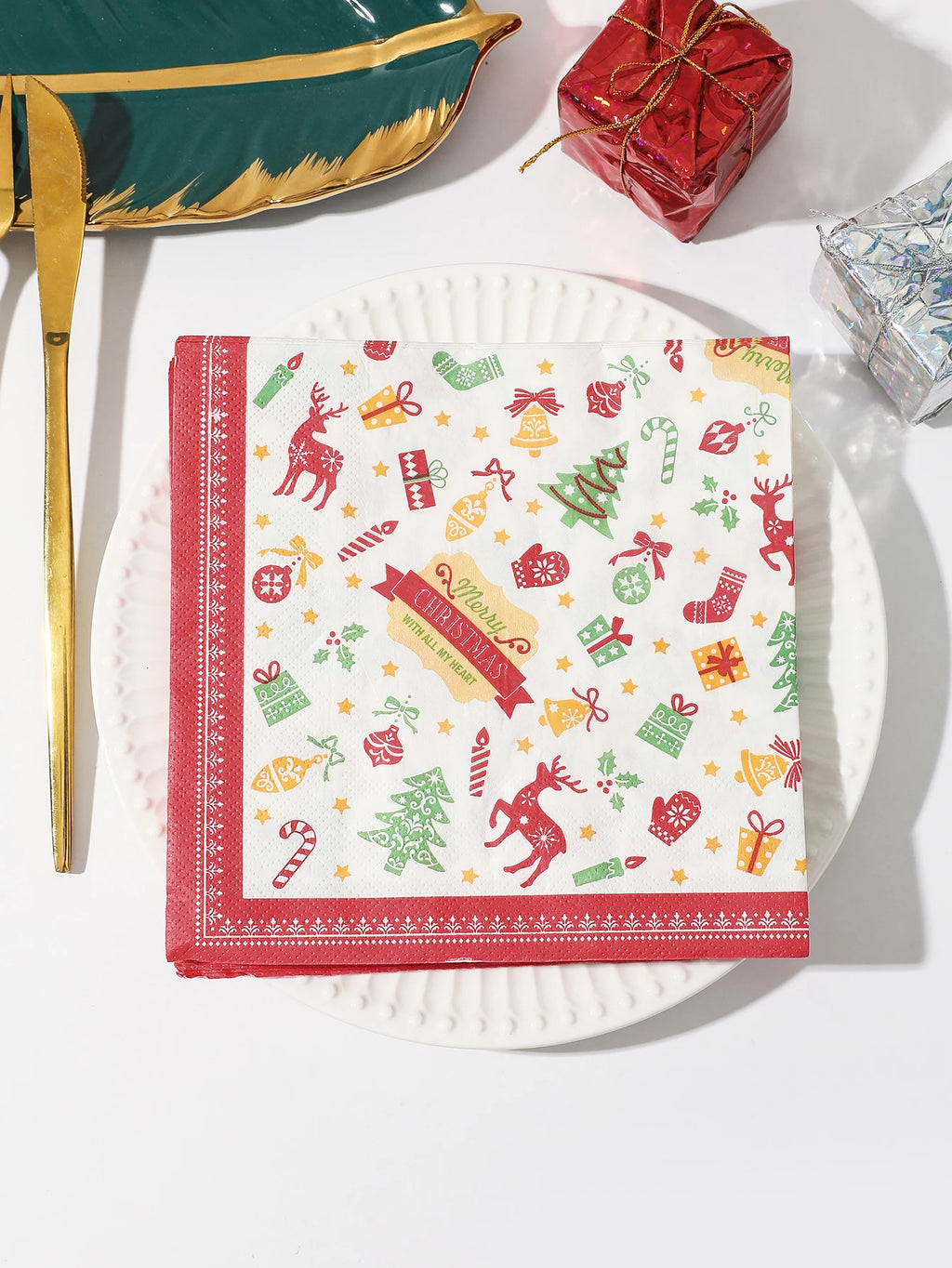 Christmas Party Napkins Disposable Dinner Serviettes Santa Claus Christmas Tree Gifts Flower Element Style Art Decoupage Napkins