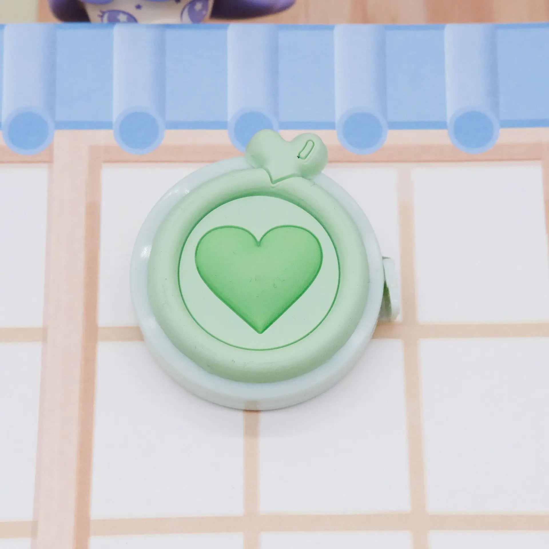 1pc Compact Retractable Pastel Heart-Shaped Mini Tape Measure - for Body Measurements, Clothing