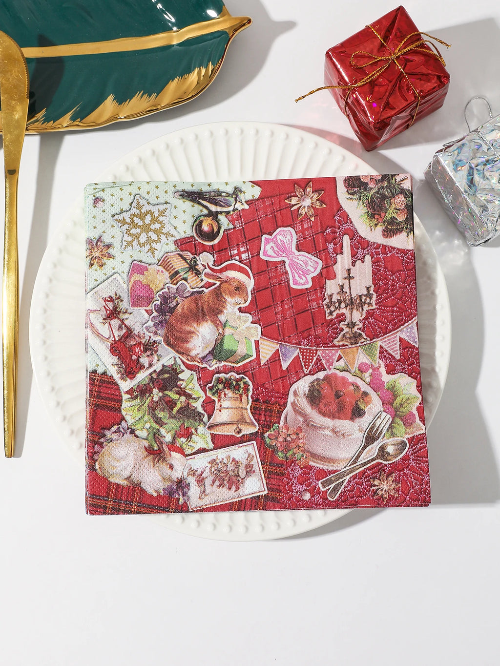 Christmas Party Napkins Disposable Dinner Serviettes Santa Claus Christmas Tree Gifts Flower Element Style Art Decoupage Napkins