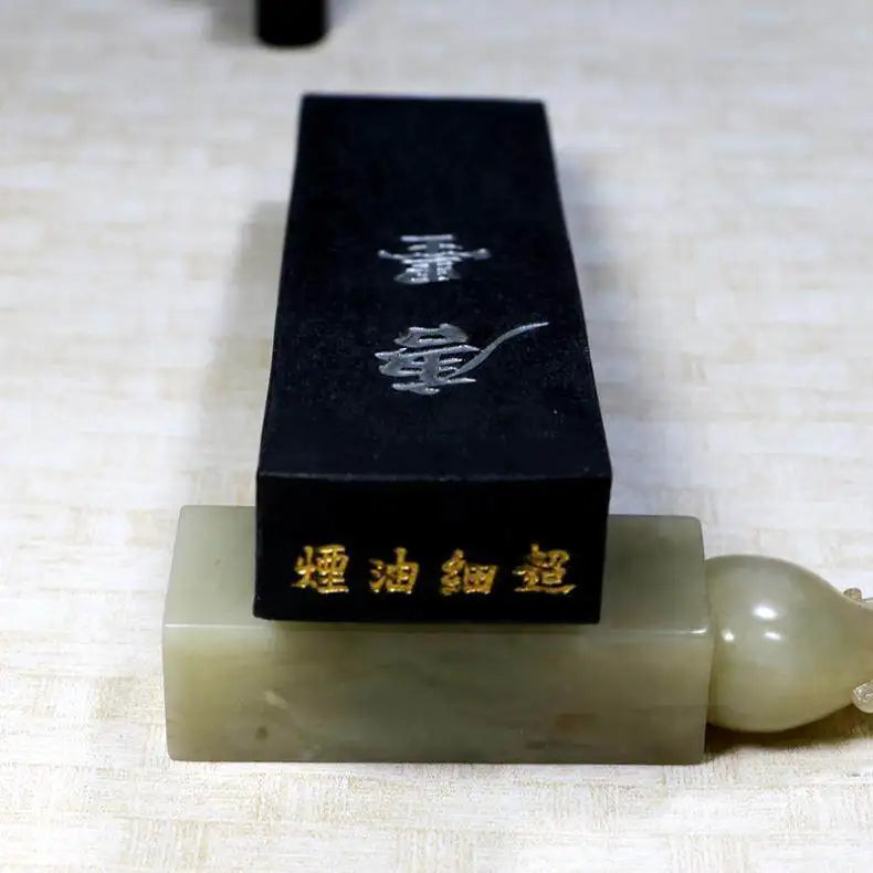 Pine Soot Ink Stick Vintage Painting Calligraphy Ink Stick Black Writing Traditional Calligraphy Solid Sumi Ink Artists Supplies