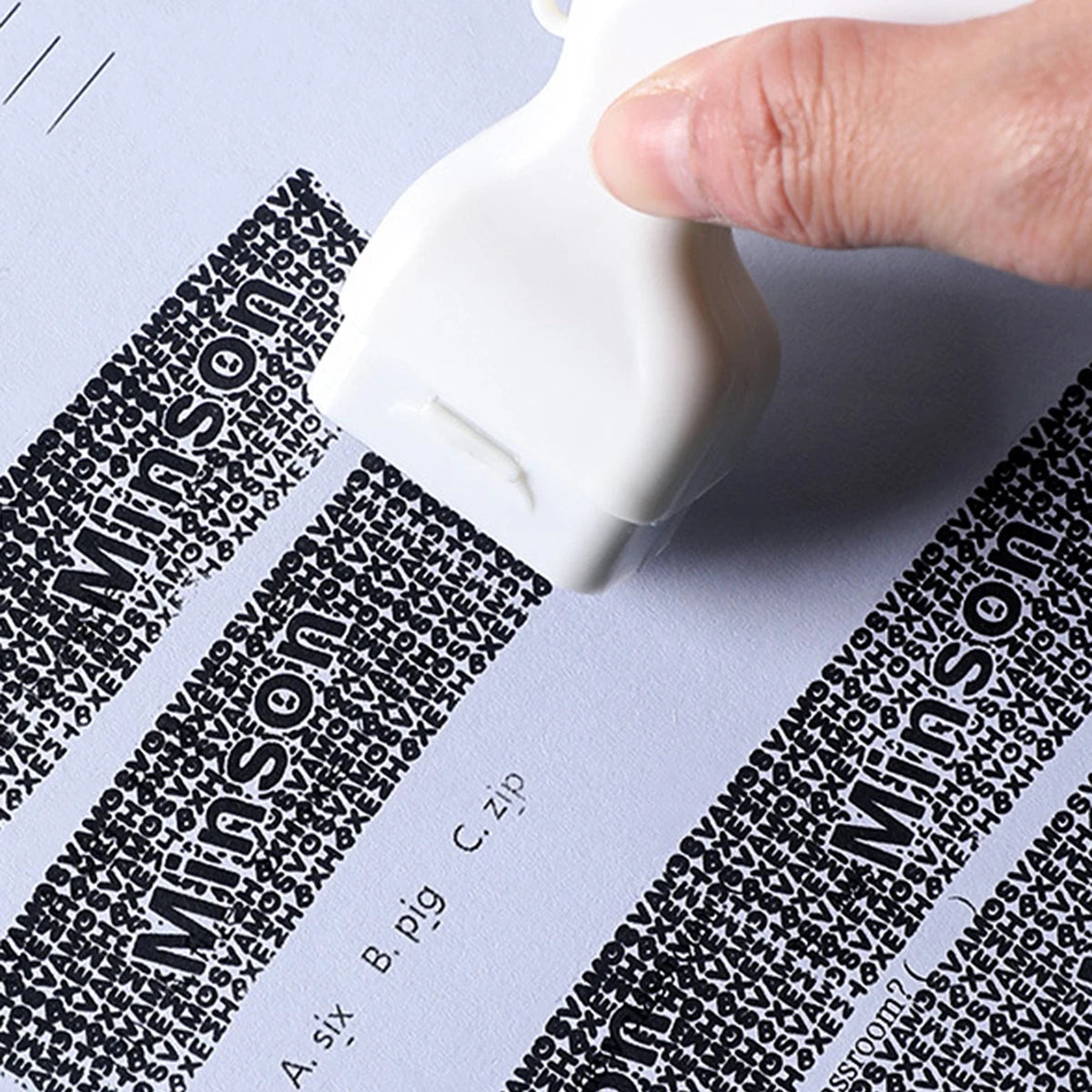 1PC Hand-held Rolling Garbled Security Stamp, Suitable for Express Unpacking and Personal Privacy Information Graffiti Stamp