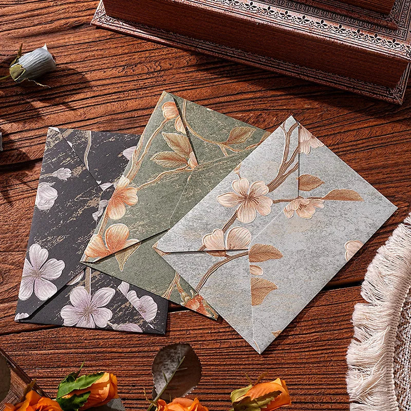 10pcs Oriental Yunjin Brocade Vintage Embossed Letter Envelope Elegant Envelope for Invitation Complete Luxury Set for Weddings