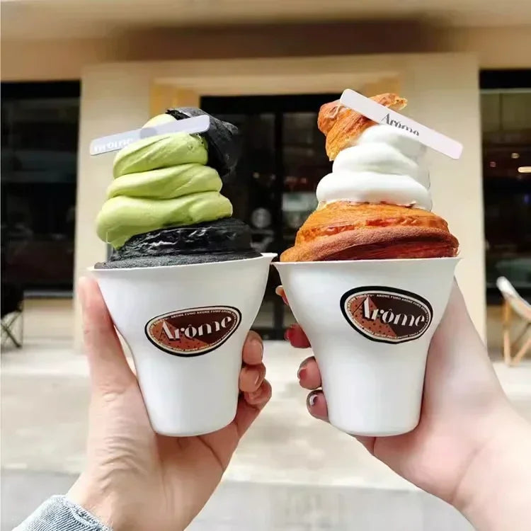 50pcs Disposable Biodegradable Paper Cup 300ml Ice Cream Tiramisu Handheld Cup with Lid White Eco-friendly Dessert Packaging Mug