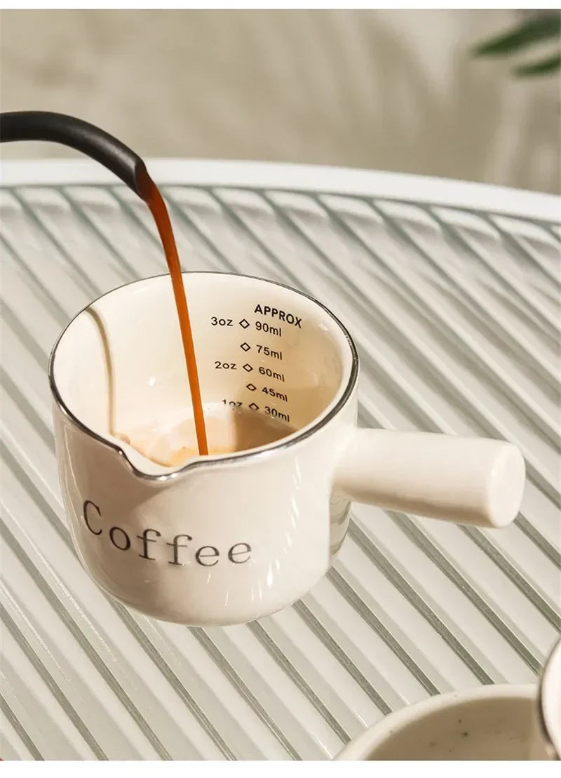 Espresso Coffee Ceramic Small Milk Cup Wth Scale Coffee Measuring Cup Extraction Cup With V-Shaped Mouth Pitcher