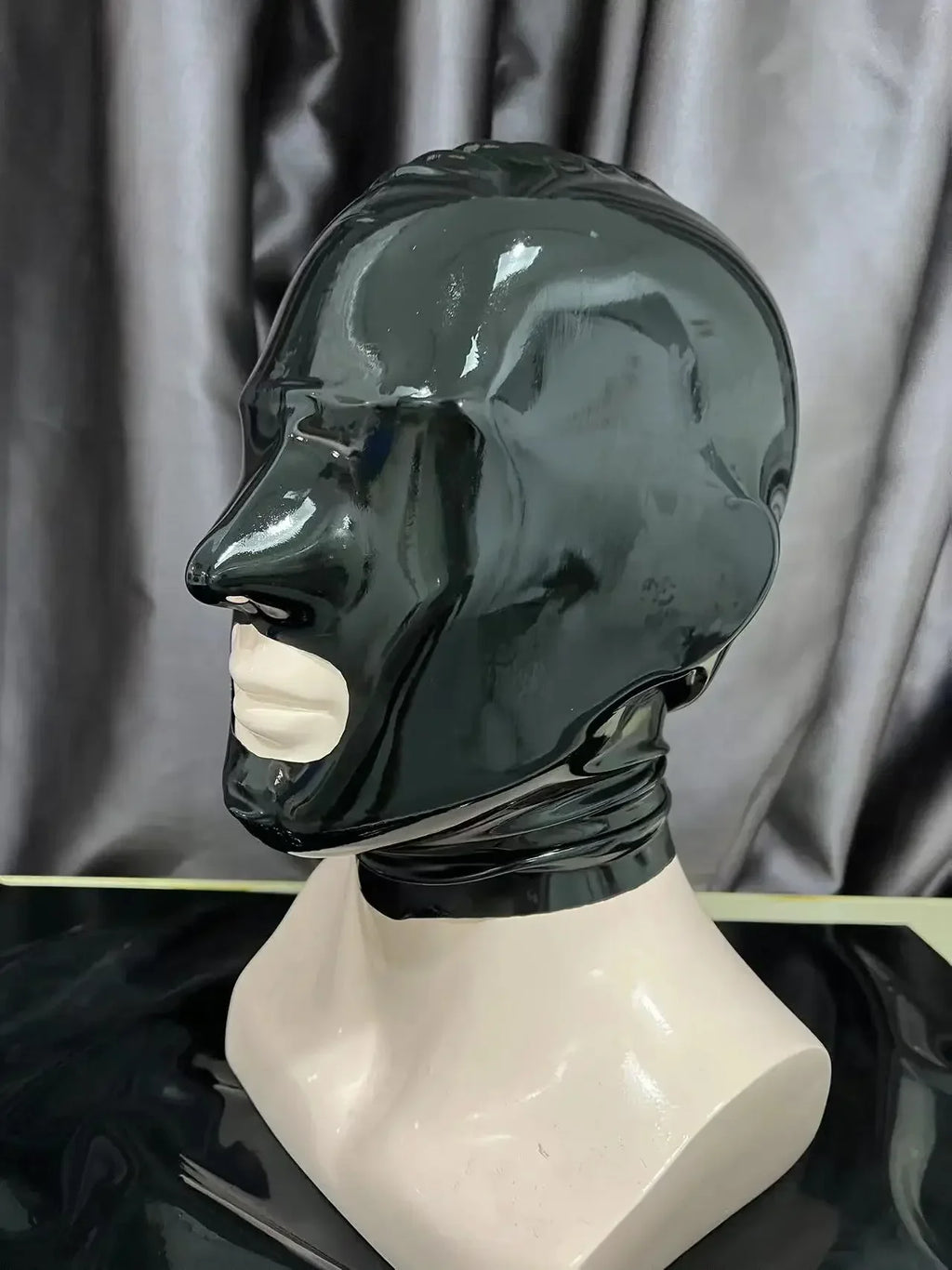 customized Man Latex Fetish Gloves: Luxury Long Opera Style - Soft, Durable Waterproof for Cosplay & Special Party Attire