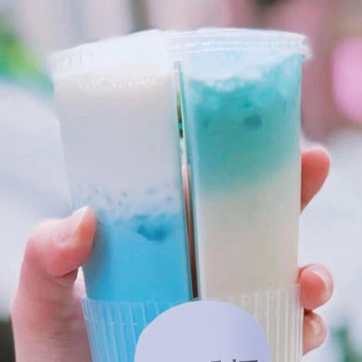 Disposable Bubble Tea Cups Plastic Drinking Cup with Lids 700ml Double Grid Thicken Smoothie Cup for Drinking Share Drinkware
