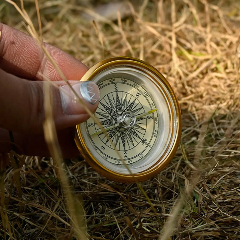 Compasses For Outdoor Adventure Retro Gold Glossy Design Hiking Camping Essential Tool With Metal Glass