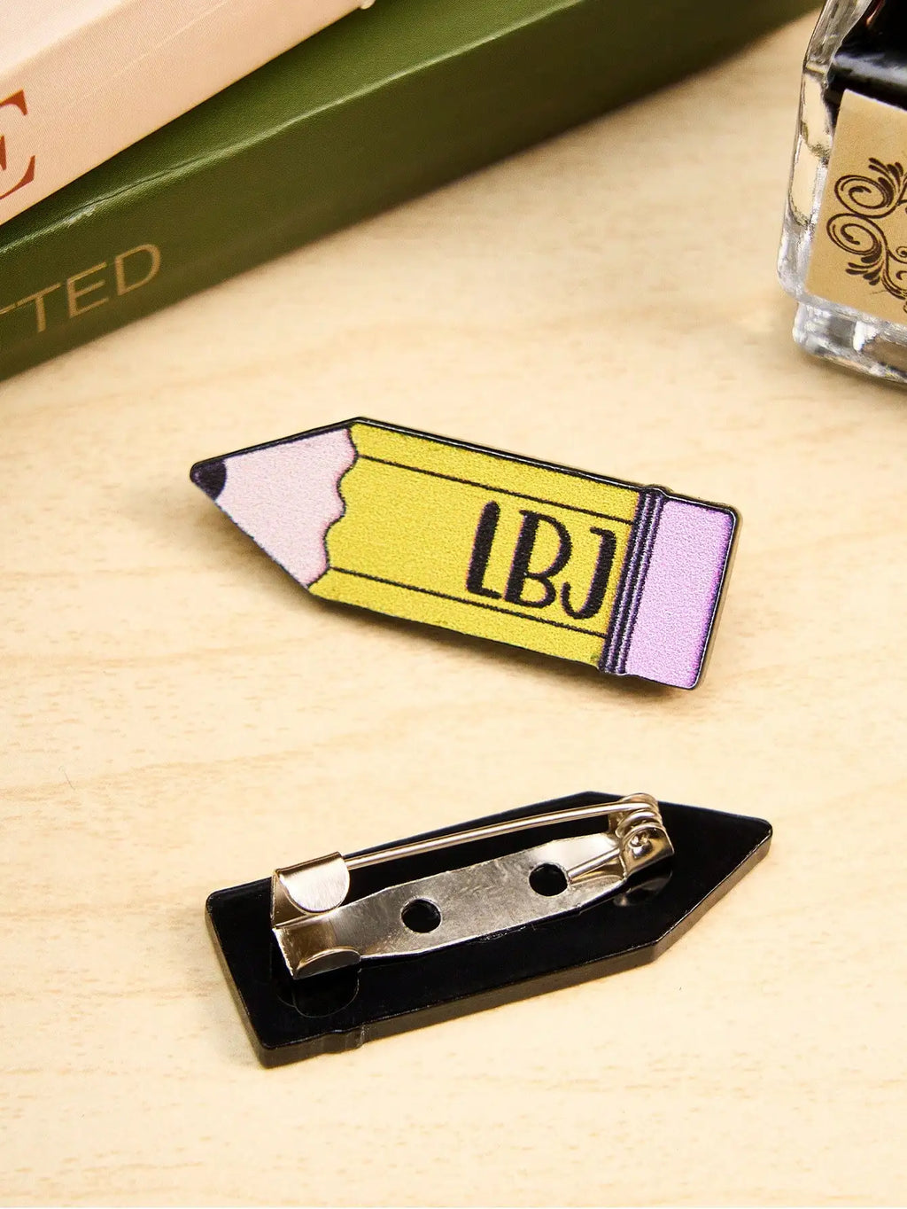 Custom Name Pencil Badge for Kids Write On School Teacher Brooch Pin Personalized Cute Kawaii Gift for Student Back to School