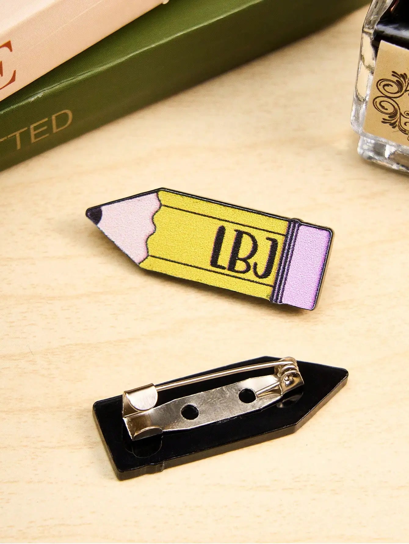 Custom Name Pencil Badge for Kids Write On School Teacher Brooch Pin Personalized Cute Kawaii Gift for Student Back to School