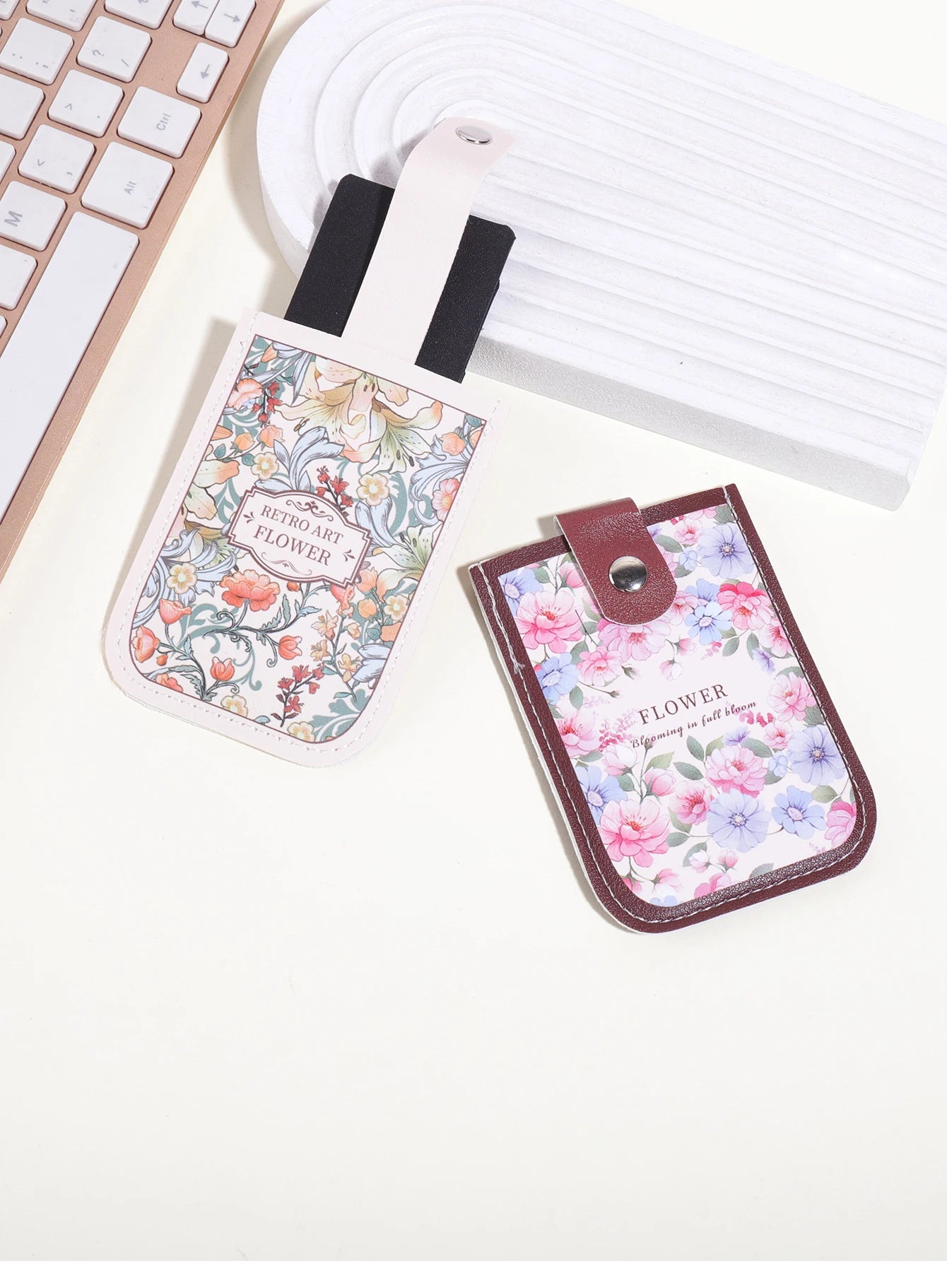 1PC Oil Painting Floral Pattern Card Holder,Pull-Out Multi-Card Slots,Suitable for ID Cards,Bank Cards, Business CardsStorage