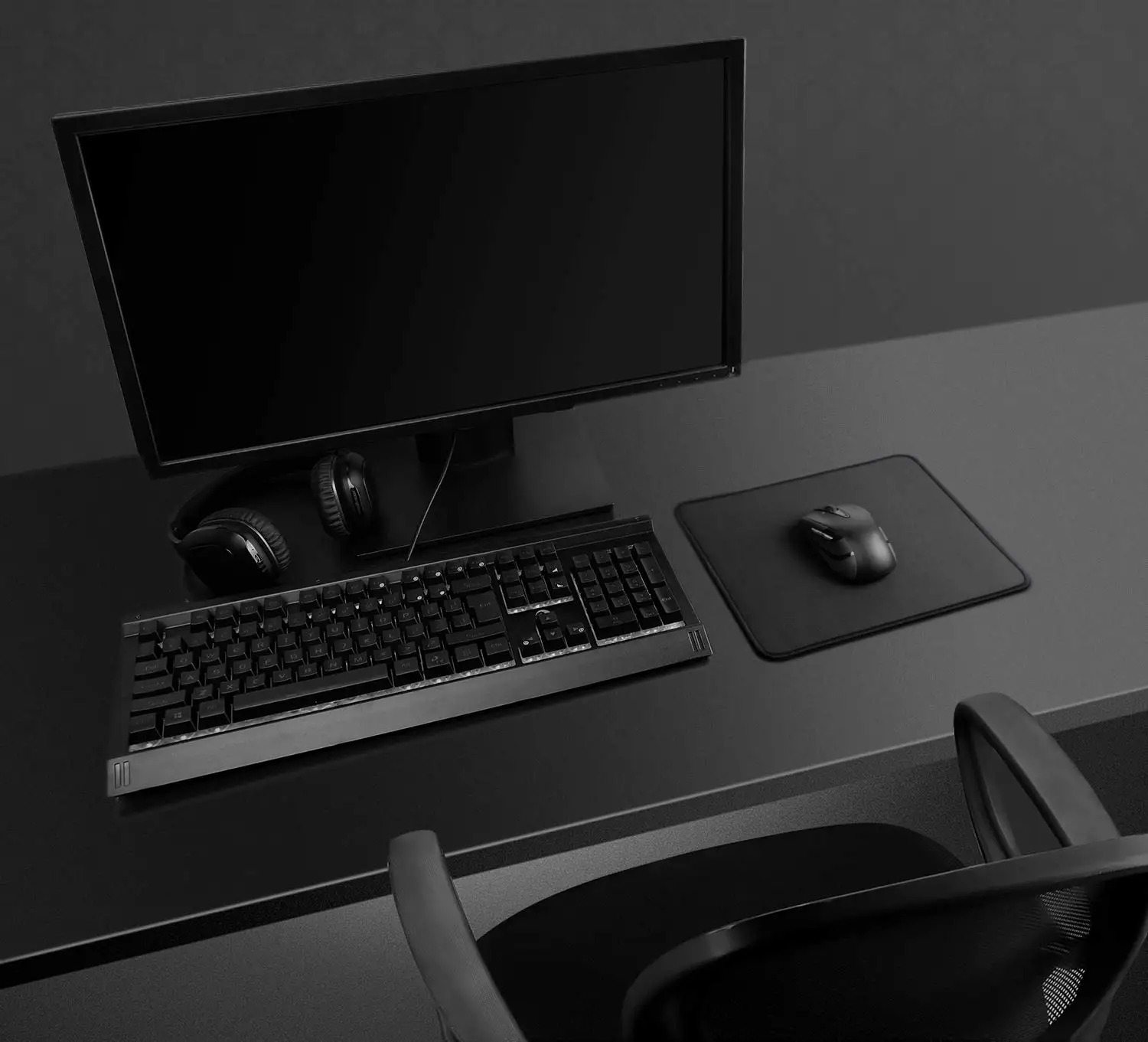 All Black Mouse Game Pad, Size 25x21cm, Non Sliding Rubber Mouse Base Pad, Textured Premium Mouse Pad